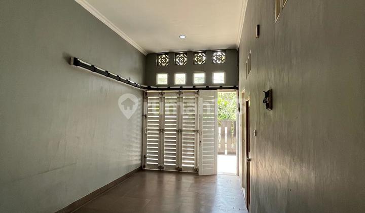 Di Sewakan Rumah di Pejatenada Pool di Pingir Jalan bisa untuk Kantor 2