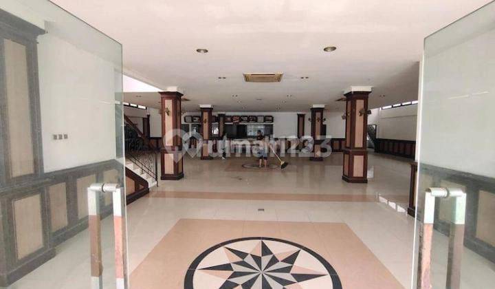 Jual Gedung Bangunan Rumah Besar Cocok Buat Gudang  1