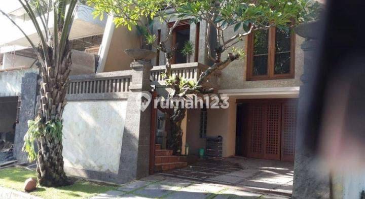 Rumah Cantik Bak Villa , Fasilitas Lengkap Di Permata Buana  1