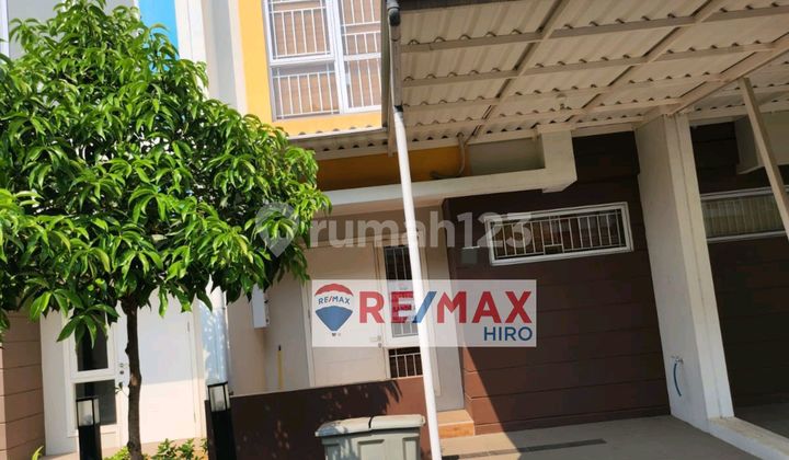 Disewakan Rumah 2 Lantai Furnished, Cluster Martinez Gading Serpong , Siap Huni