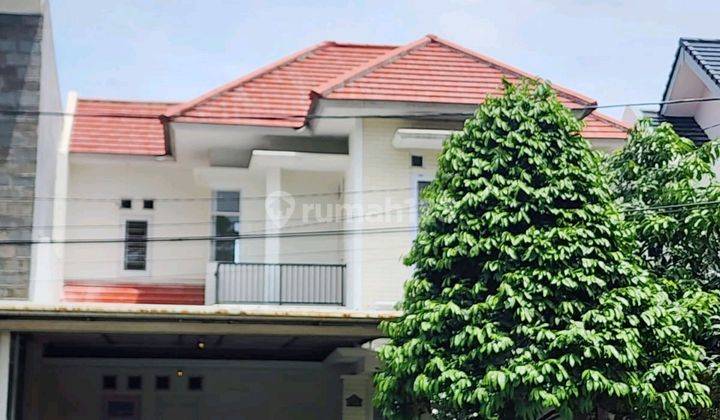 Dijual Rumah Minimalis Modern, Siap Huni, Bebas Banjir Di Jalan Utama Kemang Pratama 3  1