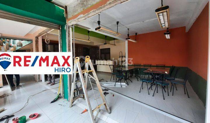 Disewakan Ruko Bebas Banjir, Siap Pakai, Baru Renovasi Di Kemang Pratama 2