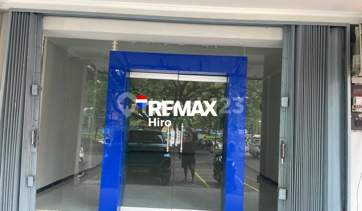 For Rent 2-Story Shop House Ready to Use Flood-Free Strategic Location in Kemang Pratama Bekasi 1