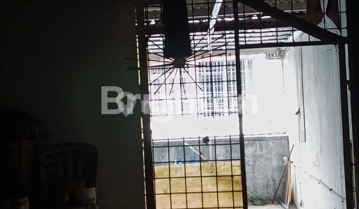 RUKO 3,5 LANTAI DI BOJONG INDAH  DEKAT PURI INDAH  CENGKARENG JAKBAR
