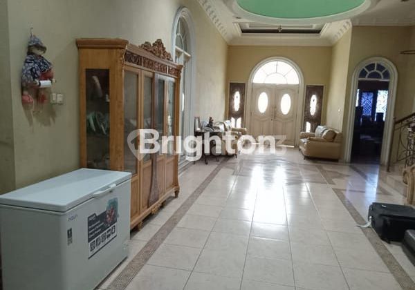 RUMAH MEWAH 2,5 LANTAI TAMAN RATU BEBAS BANJIR ,DURI KEPA, DEKAT CENTRAL PARK 2