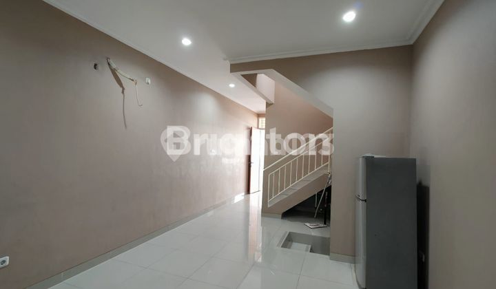 Nice well-maintained 3-story house in Duri Kepa, suitable for living, business, or boarding house.
