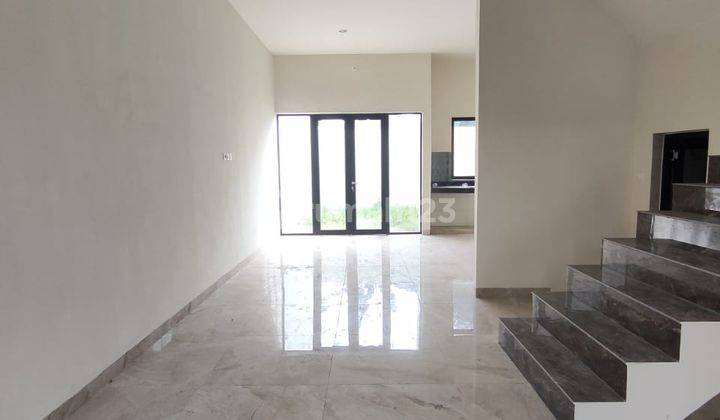 Dijual Villa Jalan Patriot Komplek Grand Patriot Palace 1