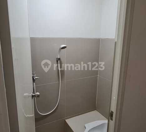 DISEWAKAN APARTEMEN  PODOMORO 2