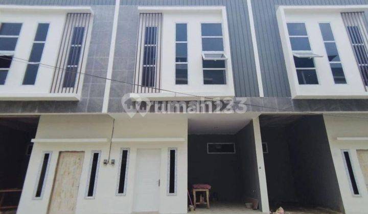 Dijual Rumah Villa Di Komplek Bhayangkara Palace 1