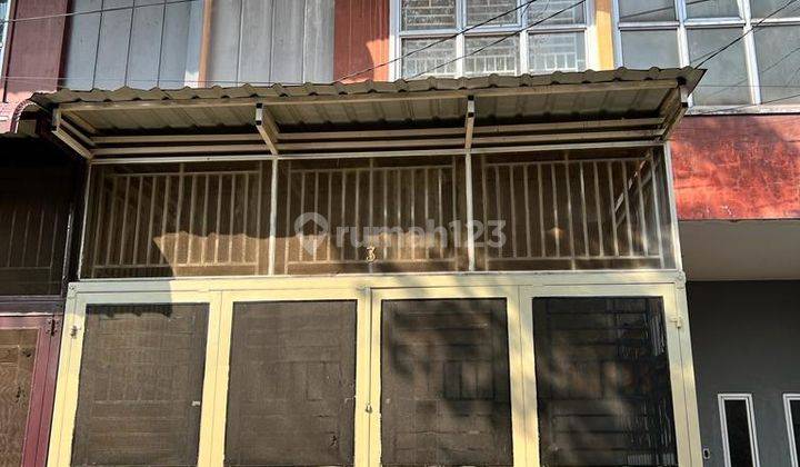 Dijual Rumah di Jl Brigjend Katamso Gang Perbatasan , Medan 1