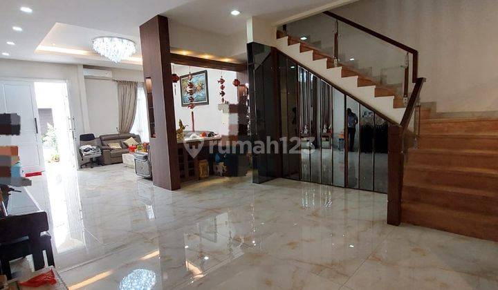 Dijual Villa Full Furnish Di Komplek Citraland Gama City 2