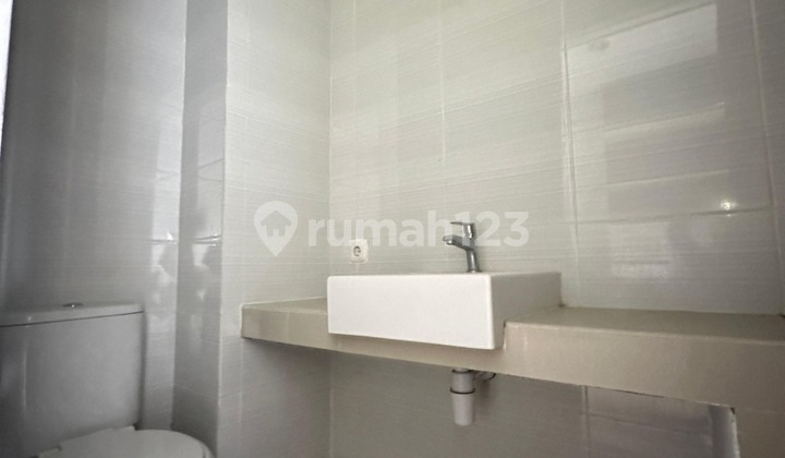 FOR SALE SKYVIEW APARTMENT