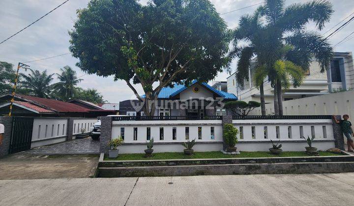 Dijual Villa Cantik di Jl Beringin, Medan 1