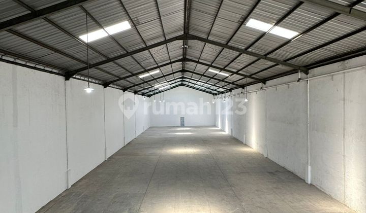 Prima Commercial Business Warehouse with Spacious Office, Ready to Occupy in Medan City, HGB. Prima Commercial Business Warehouse with Spacious Office, Ready to Occupy in Medan City, HGB.