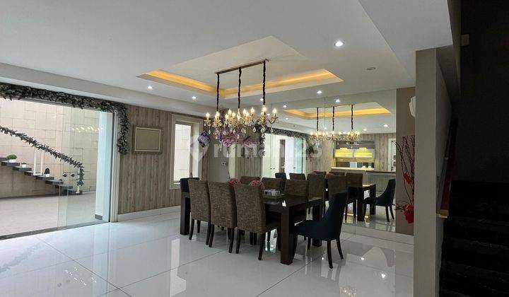 Jual Rumah Villa Lux Polonia The Palace Spesifikasi Bagus Furnish 2