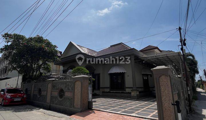 Dijual Villa Jalan Cemara Gang Rambutan 1