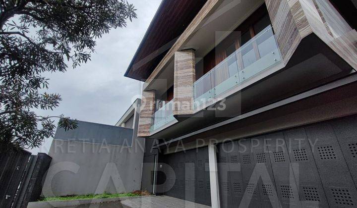 Rumah Lux Minimalis di Setraduta 1