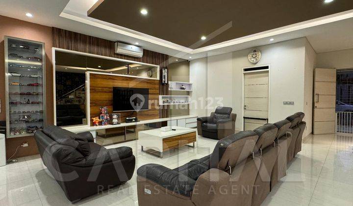 Rumah Mewah Modern Full Furnished di Tatar Naganingrum Kota Baru Parahyangan 1