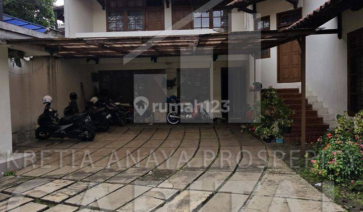 Rumah Tinggal Ditambah 13 Kamar Kost Aktif Di Terusan Cigadung 1