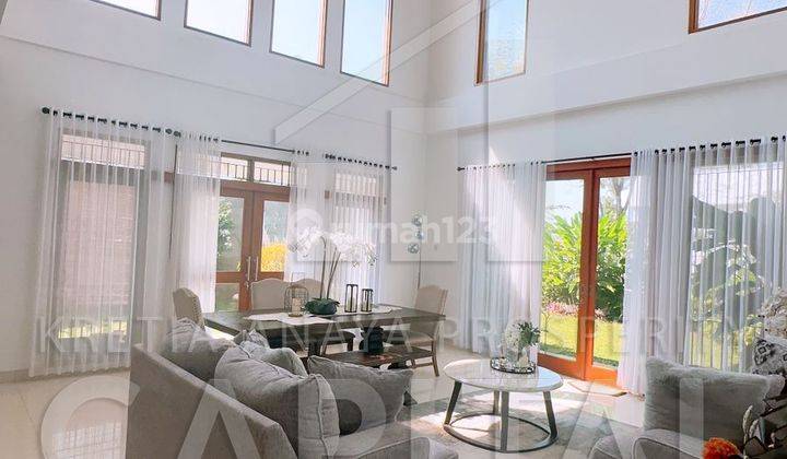 Rumah 2 Lantai Bagus Semi Furnished SHM di Setiabudi, Bandung 1