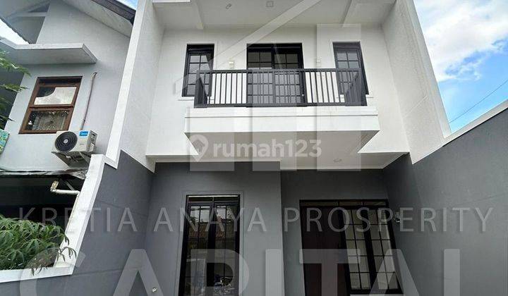 Rumah 2 Lantai Bagus Unfurnished SHM di Turangga, Bandung 1