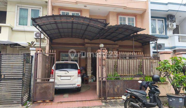 Rumah Siap Huni di Lingkungan Nyaman Dijual di Daan Mogot Baru 1