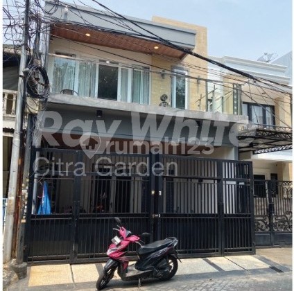 Rumah Bagus dan Murah Dijual di Taman Surya (ERWHER) Rumah Bagus dan Murah Dijual di Taman Surya (ERWHER)