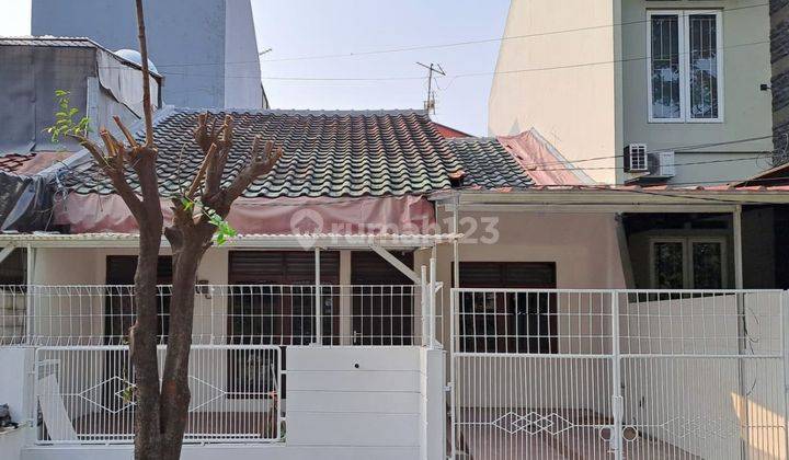 Rumah di Lingkungan Nyaman Disewa di Citra Garden 1 1
