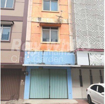 Ready-for-Use Shop House for Rent in Strategic Location at Citra Garden 1