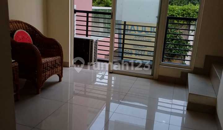 Rumah Minimalis 4x12 PIK Katamaran Indah 3 Lantai SHM Bagus