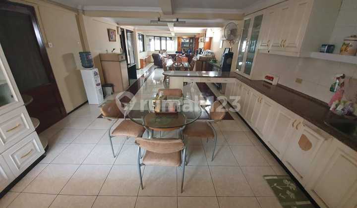 6-Storey Office Building Mangga Besar Central Jakarta Area 416m2 2