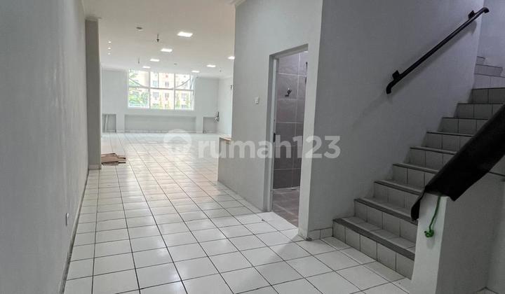 Ruko Mangga Dua 6x15 4 Lantai Rapih Siap Pakai