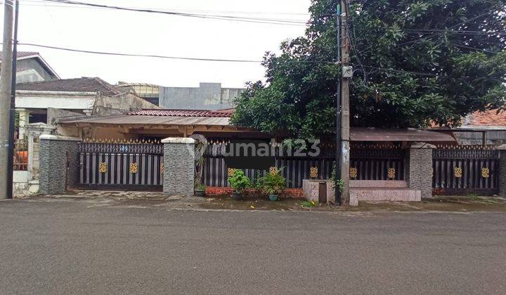 Rumah Komplek Elit Gudang Peluru Tebet, Jakarta Selatan 2