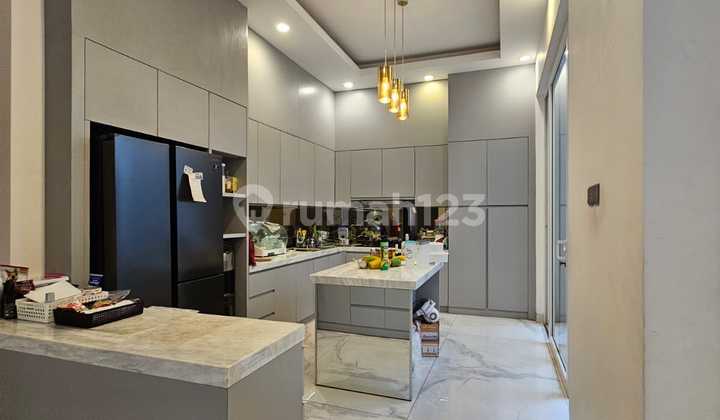 Rumah Elang Laut Luas 258m2 4 Lantai Furnished Interior Bagus 2