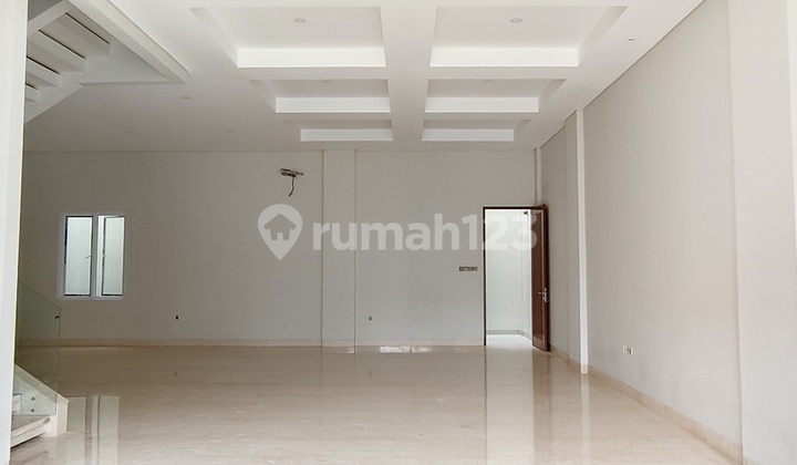Rumah Brand New 10X20m2 Golf Island Pik Kosongan Hadap Utara