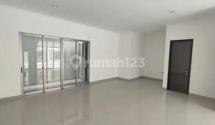 Rumah Sewa PIK 2 10x15 Hadap Selatan Kosongan Siap Pakai