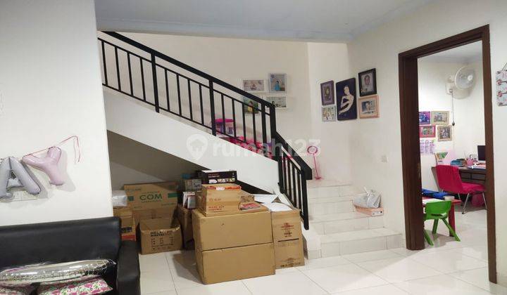 Rumah Semi Furnished Bagus SHM - Sertifikat Hak Milik di Cluster Ammarilla, BSD City 2