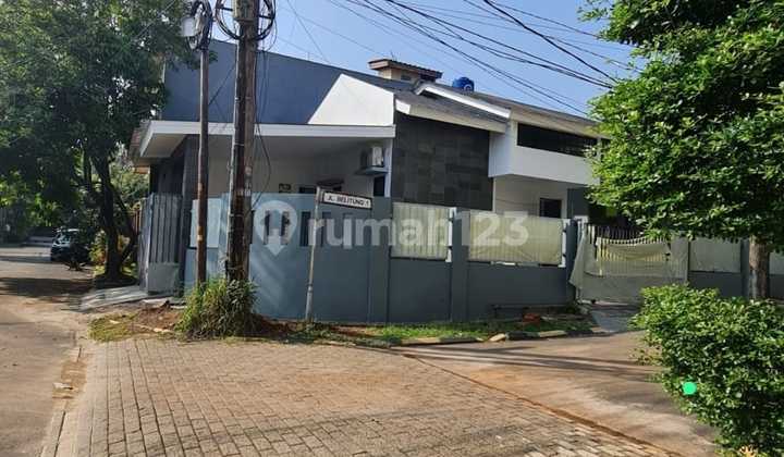 RUMAH CANTIK BRAND NEW SIAP HUNI POSISI HOEK DI NUSALOKA BSD 1