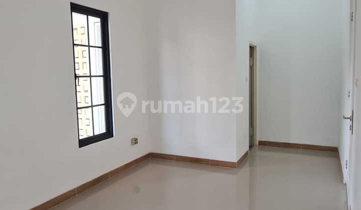 RUMAH CANTIK BRAND NEW SIAP HUNI POSISI HOEK DI NUSALOKA BSD 2