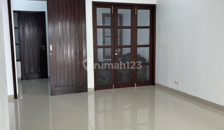 Disewakan Rumah 2 Lantai Kompleks Metropolitan Residence(rdw) 2