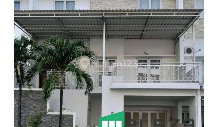 Disewakan Rumah Cantik 3 Lt Tengah Kota Ada Perabot(tidak Full) Siap Huni(rosa) 1