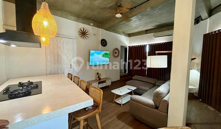 FOR RENT BATU BELIG VILLA COZY WITH ROOFTOP POOL FOR RENT BATU BELIG VILLA COZY WITH ROOFTOP POOL