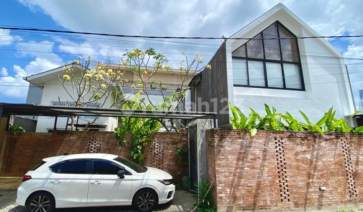 For Sale 2 Scandinavian Concept Houses Located in Umalas Bali.