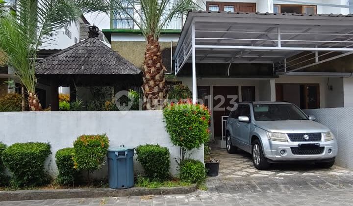 Rumah One Gate System Semi Furnished Nyaman Dan Asri.