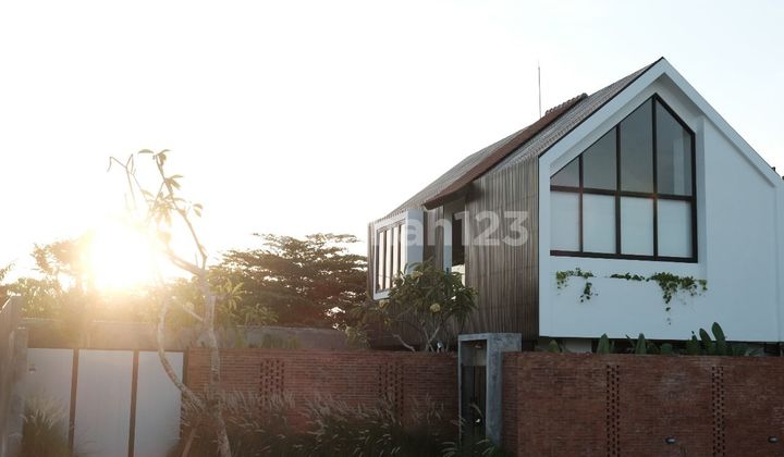 Dijual 2 Rumah Dengan Konsep Scandinavian Berlokasi Umalas Bali. 1