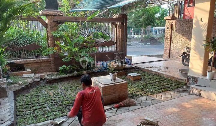 Rumah Bagus Di Nginden Intan Barat Surabaya 2