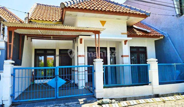 Rumah Bagus Di Kebraon Indah Permai Surabaya 2