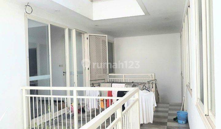 Rumah Bangunan 2 Lt Di Kutisari Indah Surabaya Bagus 1