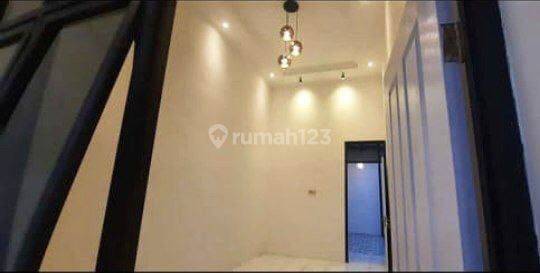 Rumah Modern Minimalis Bagus Di Perumahan Sarirogo Sidoarjo 2