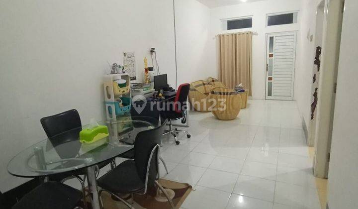 Rumah Bagus Di Pondok Wage Indah Sidoarjo
  2